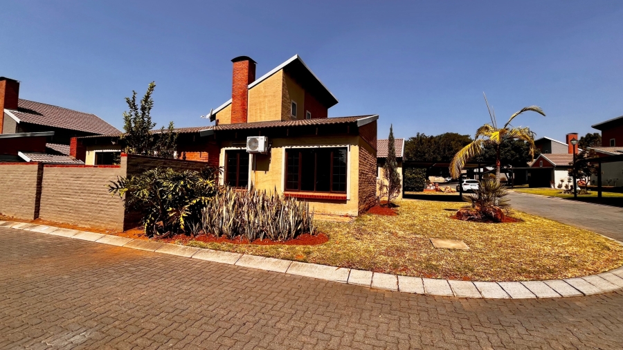 3 Bedroom Property for Sale in Waterval East North West